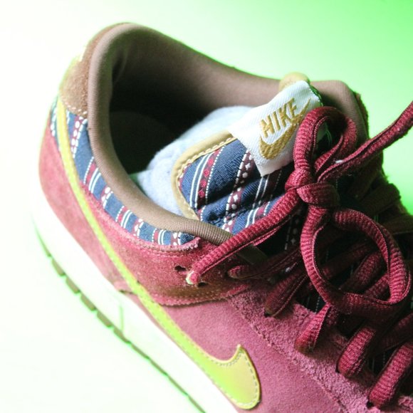 *SOLD*Nike Dunk Low Pro SB Ron Burgundy/Anchorman - Picture 6 of 10